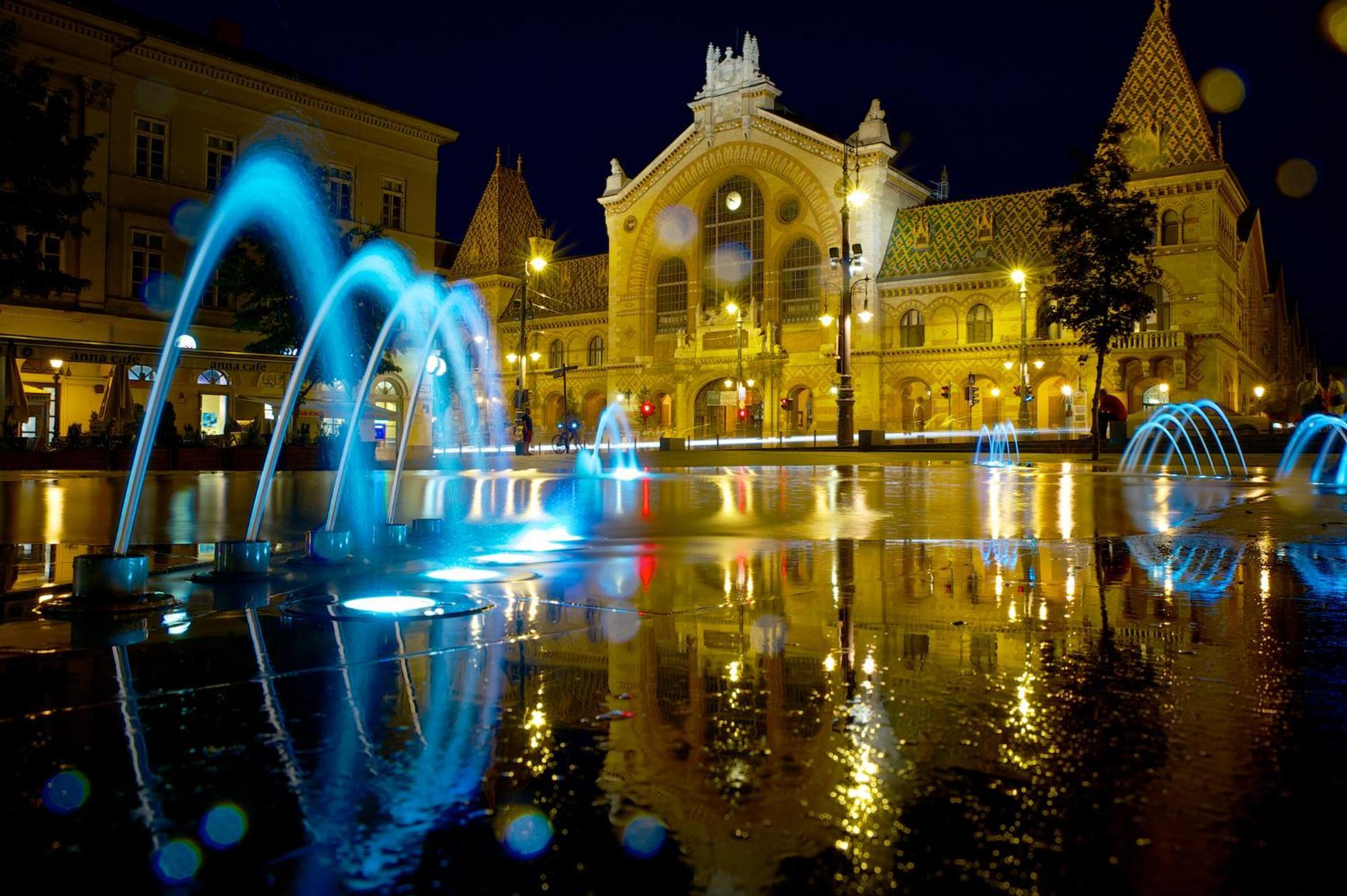 Rainbow Pearl At St Stephen' S Basilica Apartmán